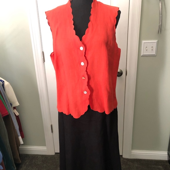 Two Talbots Irish Linen Spring/Summer Vests - Picture 2 of 8